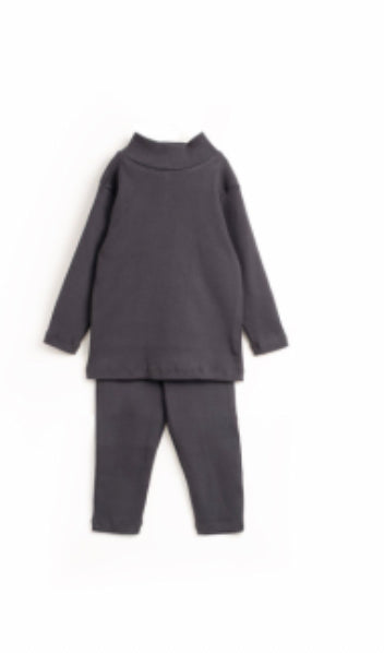 Grijs unisex kinderpakje met coltrui